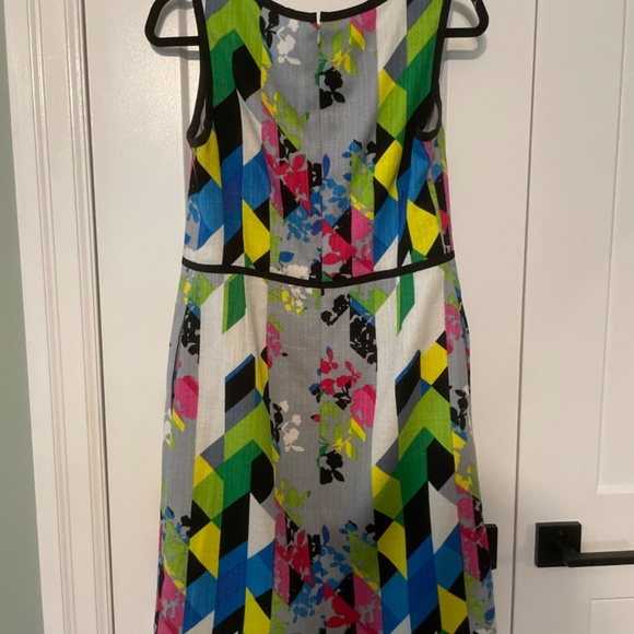 Nine West V-neck Dress multicolour and pattern - Picture 2 of 2